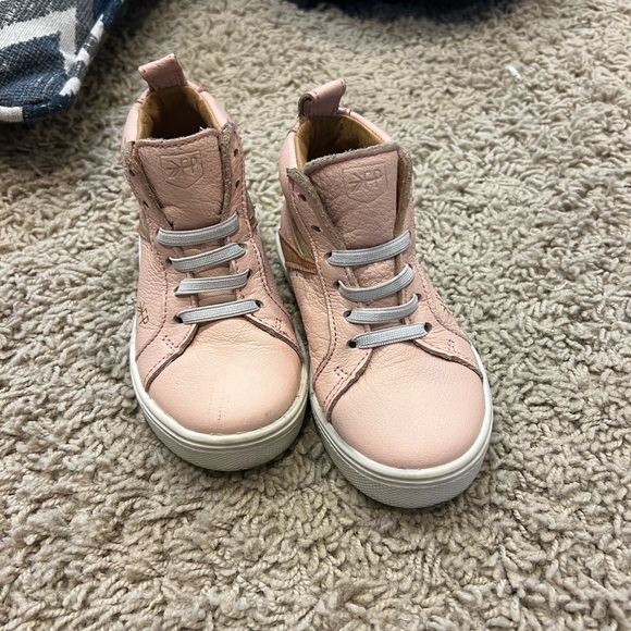 Freshly Picked leather pink high top sneaker shoes girl size 7 - Picture 7 of 7
